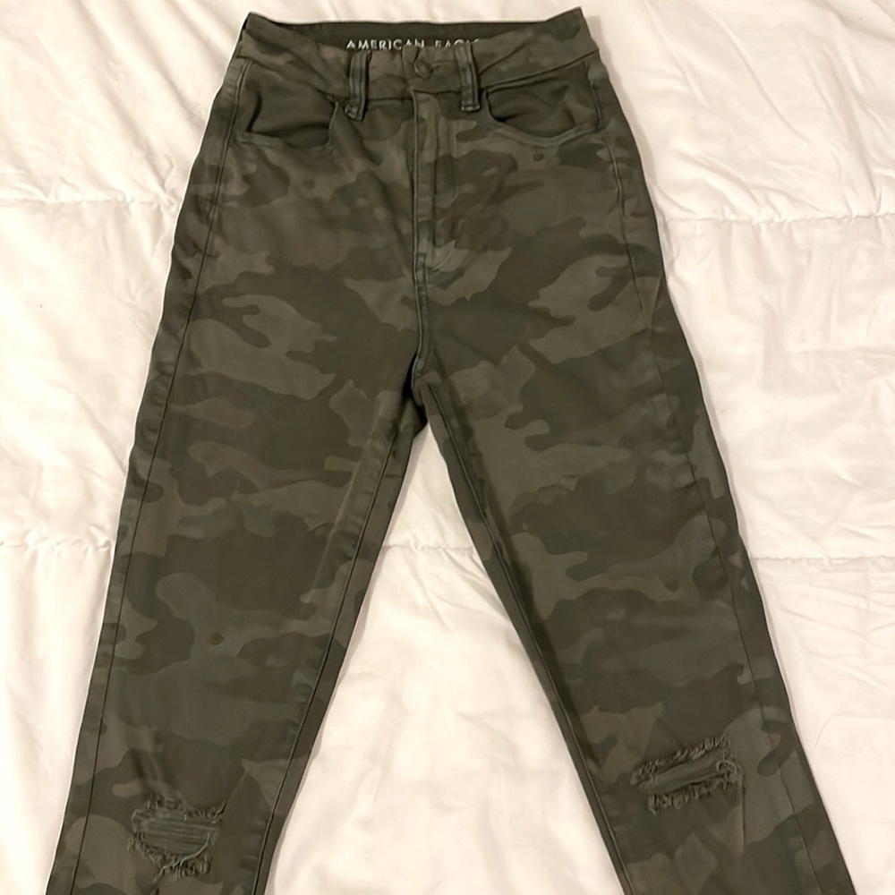 American Eagle 🦅 Camo Curvy Super Hi-Rise Jegging Next Level Stretch (Long)